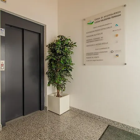 Casa Lucia Valentini Terrani 2*